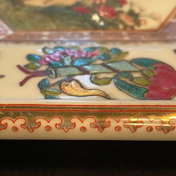 Antique Chinese Octagonal Porcelain Plate, from the Qing Dynasty 1644-1911 - Picture 14 of 15